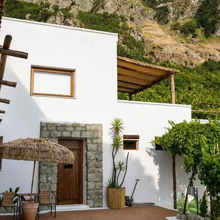 Borgo Corbaro - Exclusive Retreat Resort *