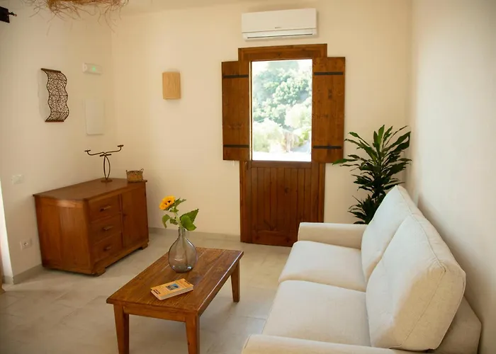 Borgo Corbaro - Exclusive Retreat Resort *